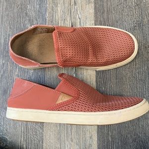 OluKai Pehuea Mesh Slip On Shoes Size 8 38